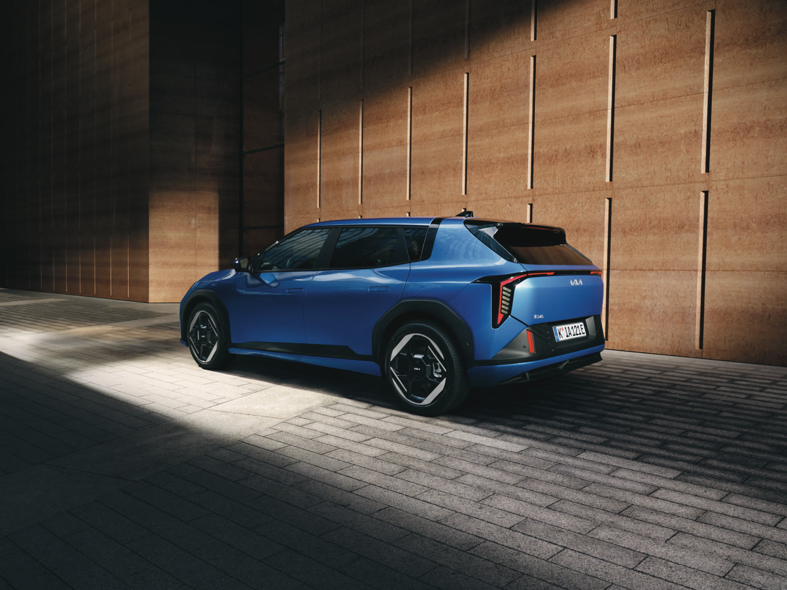 Kia EV4 hátulnézetből