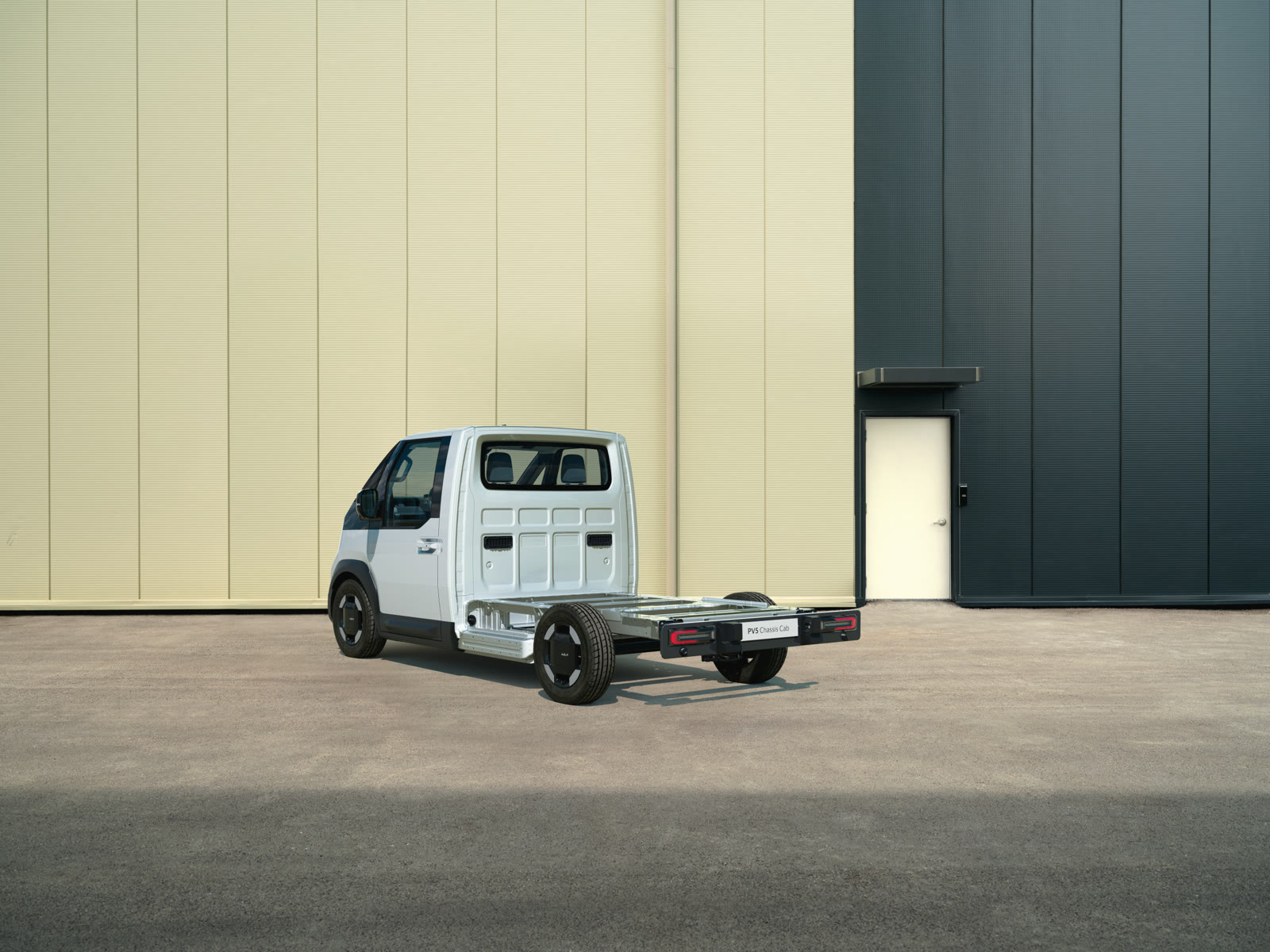 Kia PV5 Chassis Cab hátulnézetből